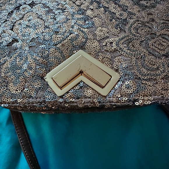 Deluxe Lux Sequin Evening Bag - Picture 8 of 13